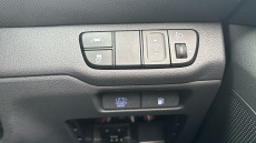 Hyundai IONIQ 1.6 GDi Hybrid Premium 5dr DCT Hybrid Hatchback